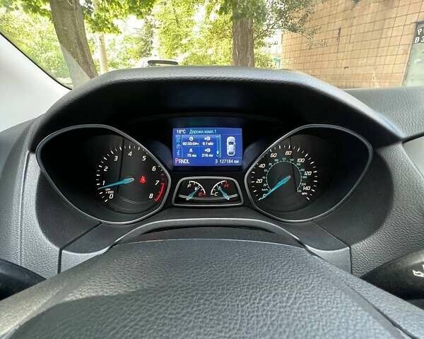 Красный Форд Фокус, объемом двигателя 2 л и пробегом 127 тыс. км за 7700 $, фото 17 на Automoto.ua