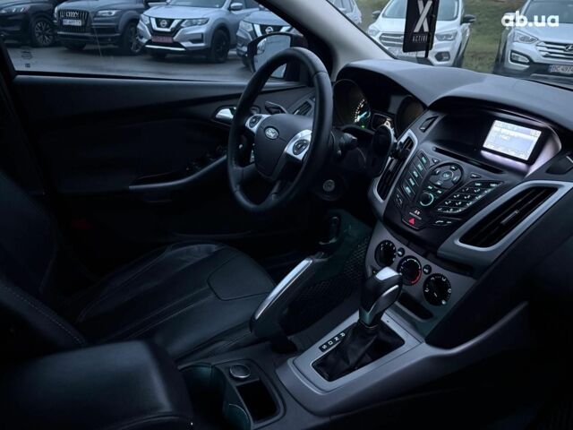 Червоний Форд Фокус, об'ємом двигуна 2 л та пробігом 166 тис. км за 7790 $, фото 30 на Automoto.ua