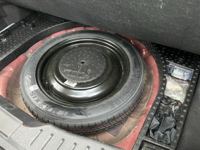 Форд Фокус 2013 у Черкасах на Automoto.ua Червоний Форд Фокус, об'ємом двигуна 2 л та пробігом 195 тис. км за 7200 $, фото 23 на Automoto.ua