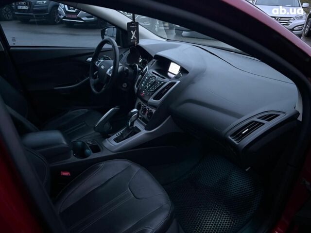 Червоний Форд Фокус, об'ємом двигуна 2 л та пробігом 166 тис. км за 7790 $, фото 31 на Automoto.ua