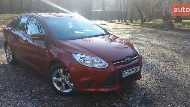 Красный Форд Фокус, объемом двигателя 2 л и пробегом 150 тыс. км за 8000 $, фото 21 на Automoto.ua