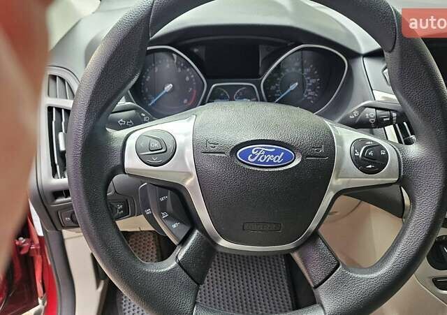 Червоний Форд Фокус, об'ємом двигуна 2 л та пробігом 130 тис. км за 7200 $, фото 14 на Automoto.ua