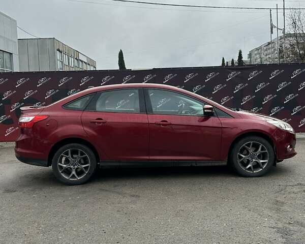 Красный Форд Фокус, объемом двигателя 2 л и пробегом 146 тыс. км за 8200 $, фото 4 на Automoto.ua
