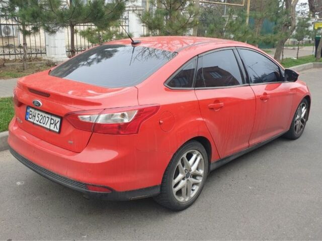 Червоний Форд Фокус, об'ємом двигуна 2 л та пробігом 190 тис. км за 6000 $, фото 4 на Automoto.ua