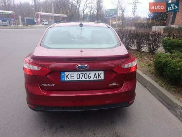 Красный Форд Фокус, объемом двигателя 2 л и пробегом 174 тыс. км за 7400 $, фото 5 на Automoto.ua