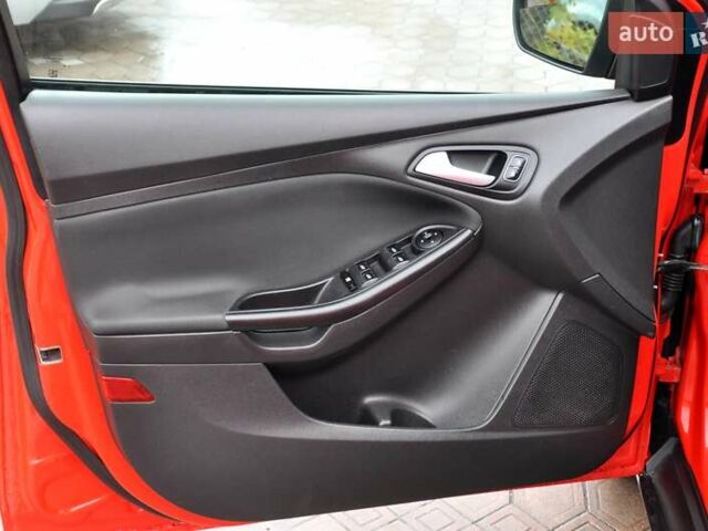 Червоний Форд Фокус, об'ємом двигуна 2 л та пробігом 207 тис. км за 6999 $, фото 15 на Automoto.ua