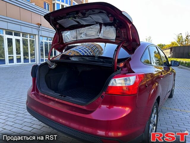 Червоний Форд Фокус, об'ємом двигуна 2 л та пробігом 204 тис. км за 7049 $, фото 7 на Automoto.ua