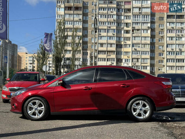Красный Форд Фокус, объемом двигателя 2 л и пробегом 131 тыс. км за 7999 $, фото 7 на Automoto.ua