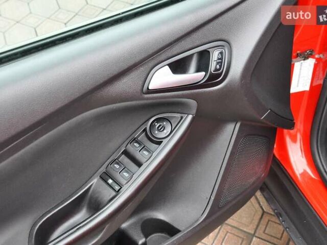 Червоний Форд Фокус, об'ємом двигуна 2 л та пробігом 207 тис. км за 6999 $, фото 17 на Automoto.ua