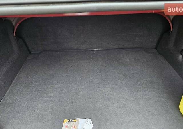 Червоний Форд Фокус, об'ємом двигуна 2 л та пробігом 130 тис. км за 7200 $, фото 6 на Automoto.ua