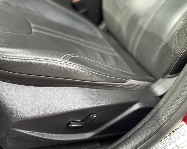 Красный Форд Фокус, объемом двигателя 2 л и пробегом 206 тыс. км за 6500 $, фото 17 на Automoto.ua