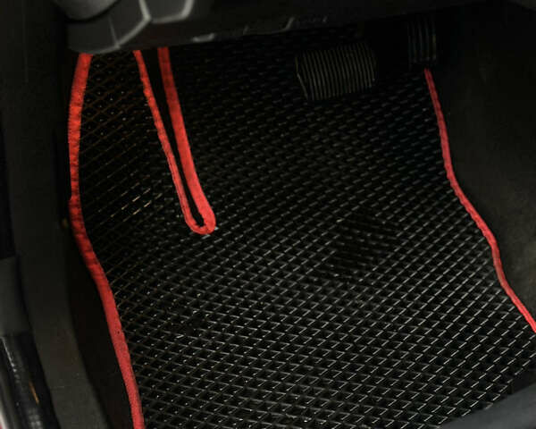 Червоний Форд Фокус, об'ємом двигуна 2 л та пробігом 125 тис. км за 8500 $, фото 36 на Automoto.ua