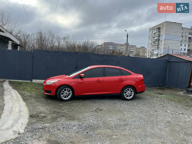 Красный Форд Фокус, объемом двигателя 2 л и пробегом 124 тыс. км за 8300 $, фото 1 на Automoto.ua