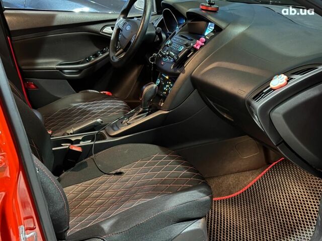 Червоний Форд Фокус, об'ємом двигуна 2 л та пробігом 162 тис. км за 9490 $, фото 17 на Automoto.ua