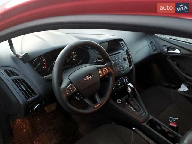Форд Фокус 2015 у Одесі на Automoto.ua Червоний Форд Фокус, об'ємом двигуна 2 л та пробігом 123 тис. км за 8700 $, фото 14 на Automoto.ua