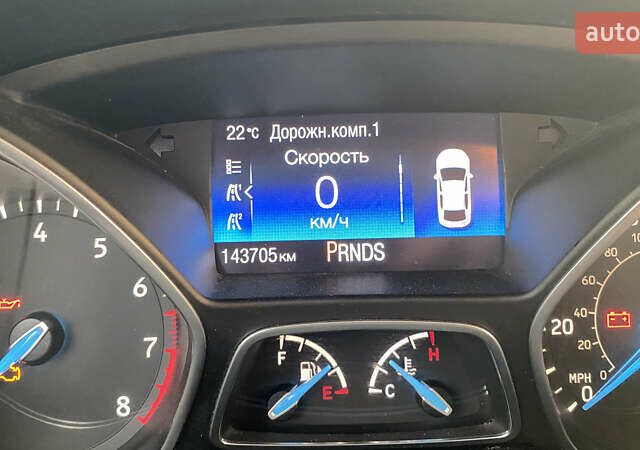 Червоний Форд Фокус, об'ємом двигуна 2 л та пробігом 144 тис. км за 7900 $, фото 6 на Automoto.ua
