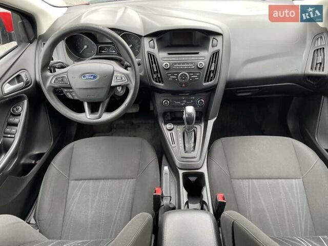 Форд Фокус 2015 у Києві на Automoto.ua Червоний Форд Фокус, об'ємом двигуна 2 л та пробігом 121 тис. км за 7490 $, фото 12 на Automoto.ua