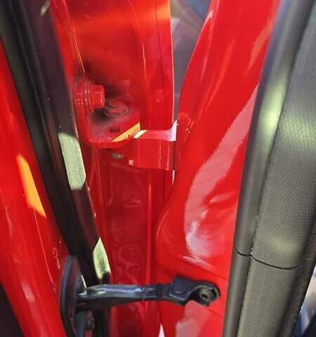 Червоний Форд Фокус, об'ємом двигуна 2 л та пробігом 162 тис. км за 9000 $, фото 26 на Automoto.ua