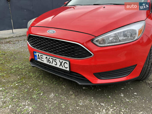 Красный Форд Фокус, объемом двигателя 2 л и пробегом 124 тыс. км за 8300 $, фото 11 на Automoto.ua