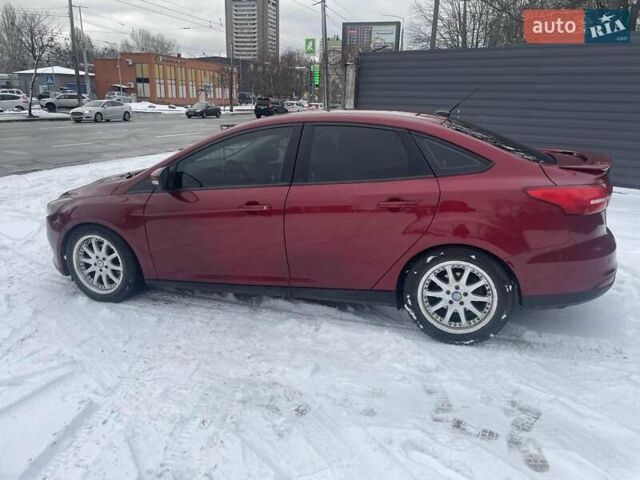 Красный Форд Фокус, объемом двигателя 2 л и пробегом 107 тыс. км за 8500 $, фото 5 на Automoto.ua