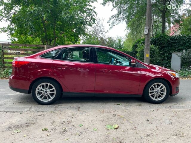 Красный Форд Фокус, объемом двигателя 2 л и пробегом 248 тыс. км за 6490 $, фото 5 на Automoto.ua