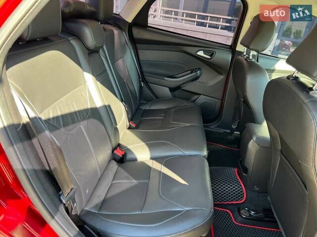 Красный Форд Фокус, объемом двигателя 2 л и пробегом 168 тыс. км за 8100 $, фото 25 на Automoto.ua