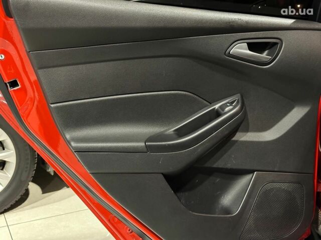 Червоний Форд Фокус, об'ємом двигуна 2 л та пробігом 162 тис. км за 9490 $, фото 11 на Automoto.ua