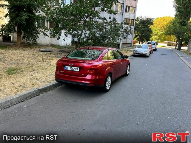 Красный Форд Фокус, объемом двигателя 2 л и пробегом 147 тыс. км за 5999 $, фото 3 на Automoto.ua