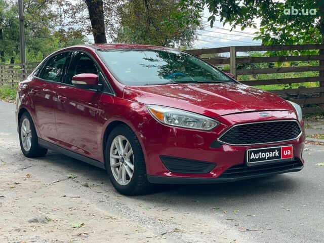 Красный Форд Фокус, объемом двигателя 2 л и пробегом 248 тыс. км за 6490 $, фото 2 на Automoto.ua