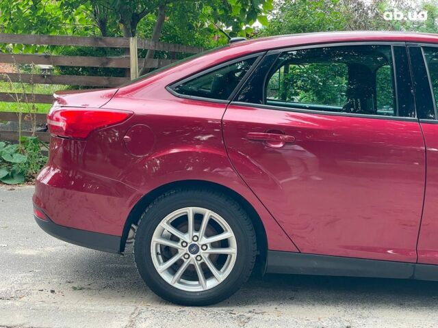 Красный Форд Фокус, объемом двигателя 2 л и пробегом 248 тыс. км за 6490 $, фото 4 на Automoto.ua