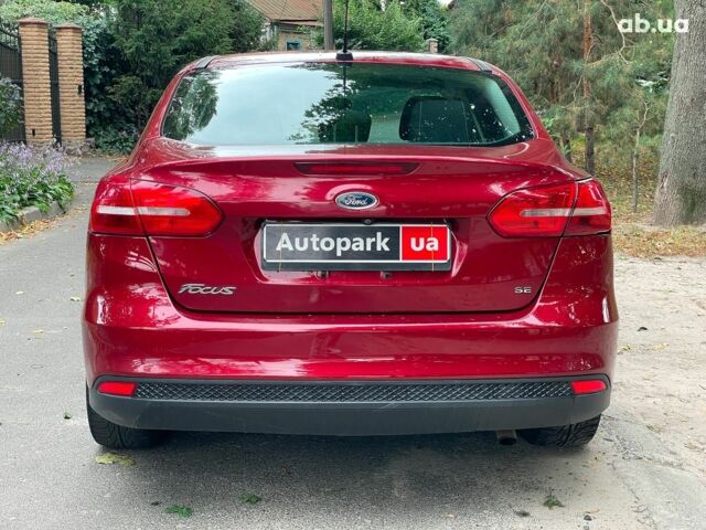 Красный Форд Фокус, объемом двигателя 2 л и пробегом 248 тыс. км за 6490 $, фото 7 на Automoto.ua