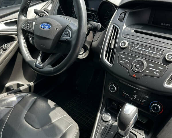 Форд Фокус 2015 у Івано-Франківську на Automoto.ua Червоний Форд Фокус, об'ємом двигуна 2 л та пробігом 160 тис. км за 7999 $, фото 30 на Automoto.ua