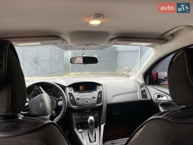 Красный Форд Фокус, объемом двигателя 2 л и пробегом 124 тыс. км за 8300 $, фото 21 на Automoto.ua