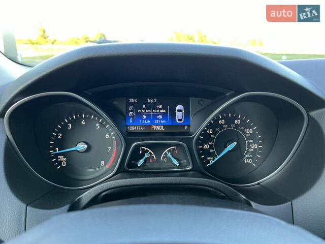 Форд Фокус 2015 у Львові на Automoto.ua Червоний Форд Фокус, об'ємом двигуна 2 л та пробігом 129 тис. км за 8800 $, фото 9 на Automoto.ua