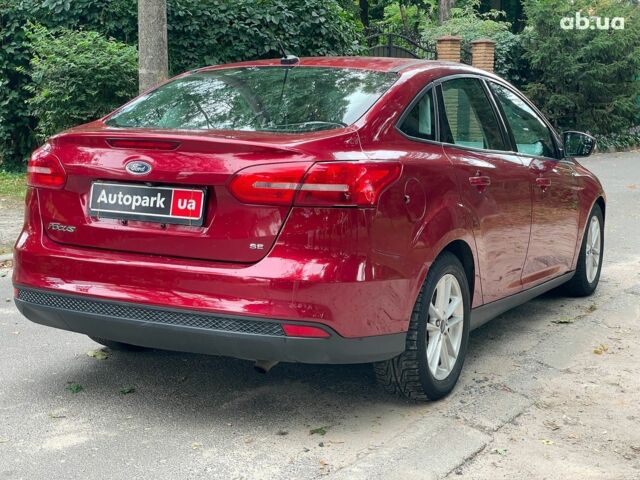 Красный Форд Фокус, объемом двигателя 2 л и пробегом 248 тыс. км за 6490 $, фото 6 на Automoto.ua