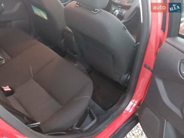 Форд Фокус 2015 у Одесі на Automoto.ua Червоний Форд Фокус, об'ємом двигуна 2 л та пробігом 123 тис. км за 8700 $, фото 13 на Automoto.ua