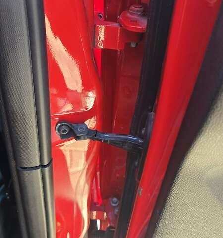 Червоний Форд Фокус, об'ємом двигуна 2 л та пробігом 162 тис. км за 9000 $, фото 28 на Automoto.ua