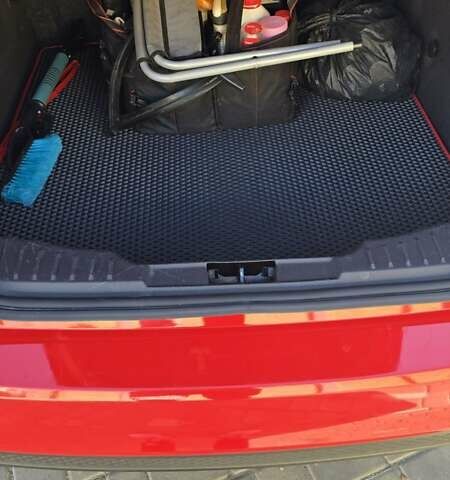 Червоний Форд Фокус, об'ємом двигуна 2 л та пробігом 162 тис. км за 9000 $, фото 10 на Automoto.ua