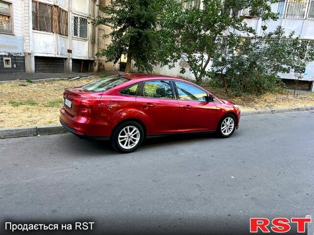 Красный Форд Фокус, объемом двигателя 2 л и пробегом 147 тыс. км за 5999 $, фото 2 на Automoto.ua