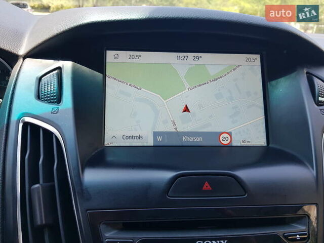 Форд Фокус 2016 в Одессе на Automoto.ua Красный Форд Фокус, объемом двигателя 2 л и пробегом 190 тыс. км за 7800 $, фото 20 на Automoto.ua