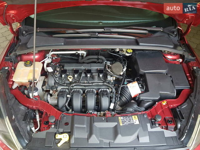 Форд Фокус 2016 в Одессе на Automoto.ua Красный Форд Фокус, объемом двигателя 2 л и пробегом 190 тыс. км за 7800 $, фото 12 на Automoto.ua