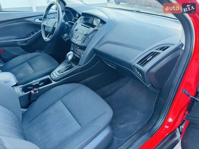 Красный Форд Фокус, объемом двигателя 2 л и пробегом 122 тыс. км за 6800 $, фото 8 на Automoto.ua