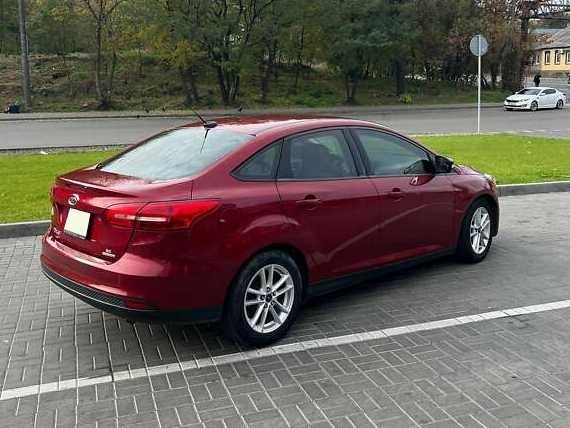 Форд Фокус 2016 в Ужгороде на Automoto.ua Красный Форд Фокус, объемом двигателя 2 л и пробегом 165 тыс. км за 6000 $, фото 5 на Automoto.ua