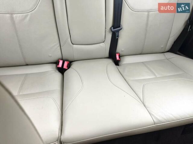 Красный Форд Фокус, объемом двигателя 2 л и пробегом 198 тыс. км за 10500 $, фото 19 на Automoto.ua