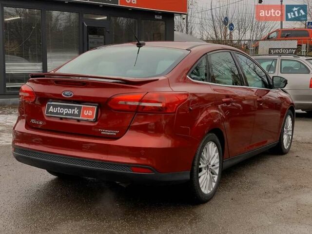 Червоний Форд Фокус, об'ємом двигуна 2 л та пробігом 199 тис. км за 9790 $, фото 4 на Automoto.ua
