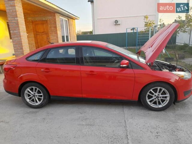 Червоний Форд Фокус, об'ємом двигуна 2 л та пробігом 176 тис. км за 9500 $, фото 3 на Automoto.ua