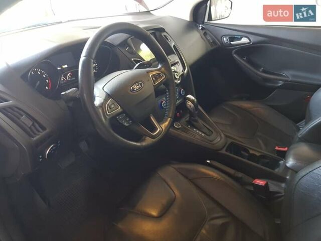 Форд Фокус 2016 в Одессе на Automoto.ua Красный Форд Фокус, объемом двигателя 2 л и пробегом 190 тыс. км за 7800 $, фото 17 на Automoto.ua