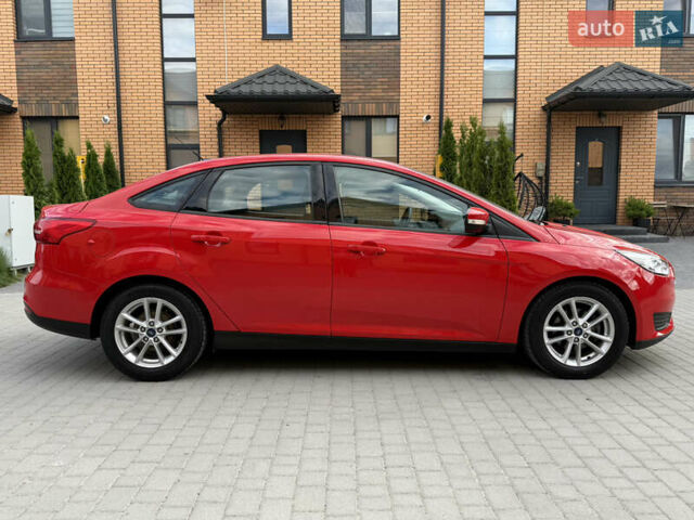 Червоний Форд Фокус, об'ємом двигуна 2 л та пробігом 145 тис. км за 8300 $, фото 9 на Automoto.ua