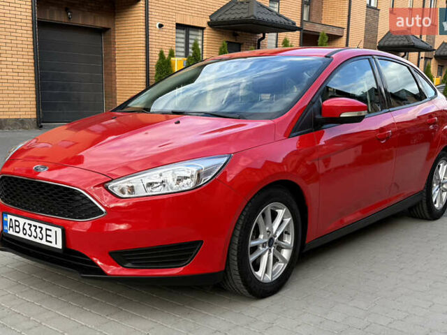 Червоний Форд Фокус, об'ємом двигуна 2 л та пробігом 145 тис. км за 8300 $, фото 3 на Automoto.ua