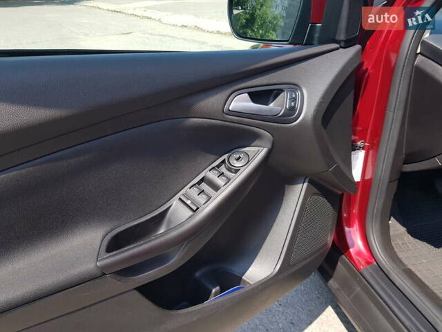 Форд Фокус 2016 в Одессе на Automoto.ua Красный Форд Фокус, объемом двигателя 2 л и пробегом 190 тыс. км за 7800 $, фото 15 на Automoto.ua
